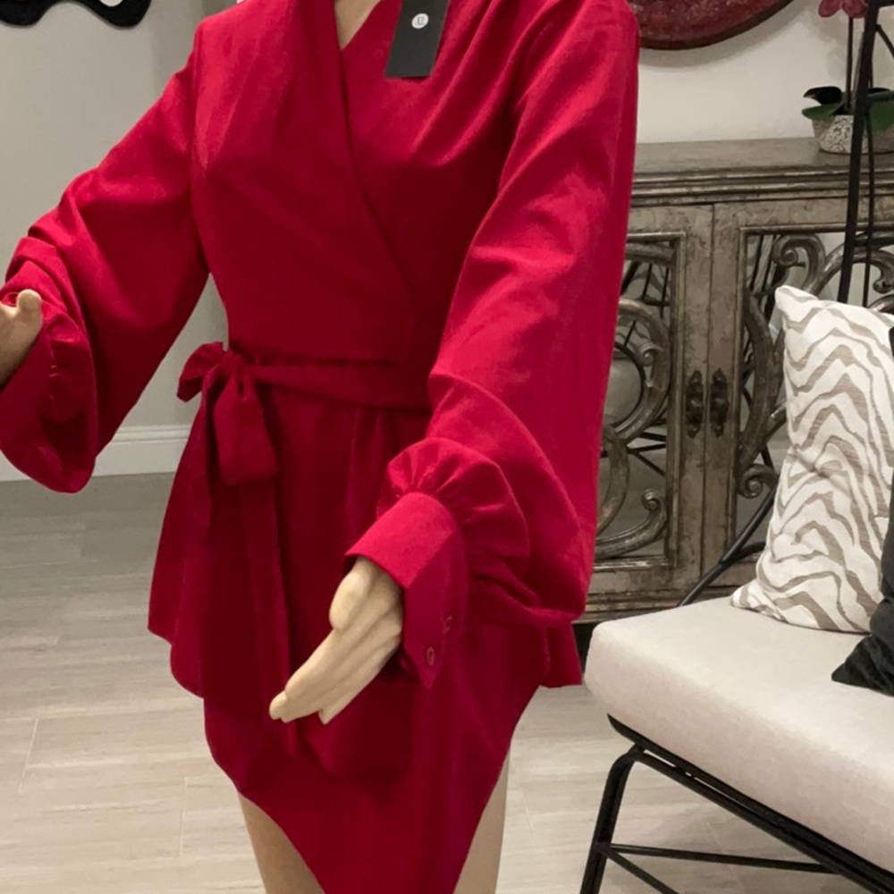 Red Wrap Tunic size XL. NWT - Picture 7 of 9